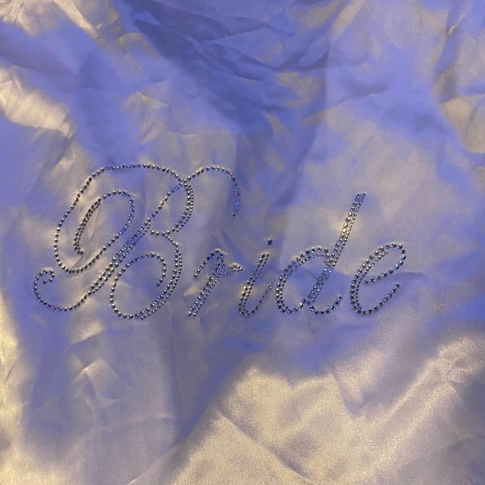 bride robe - Picture 2 of 2